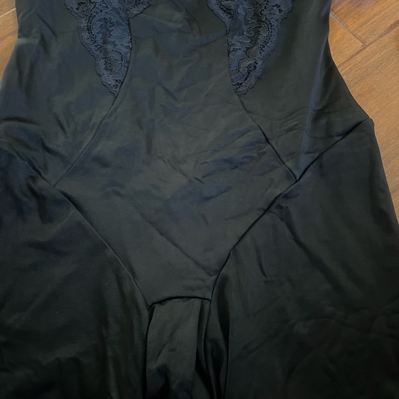 Maidenform Shapewear 2XL - Picture 4 of 9